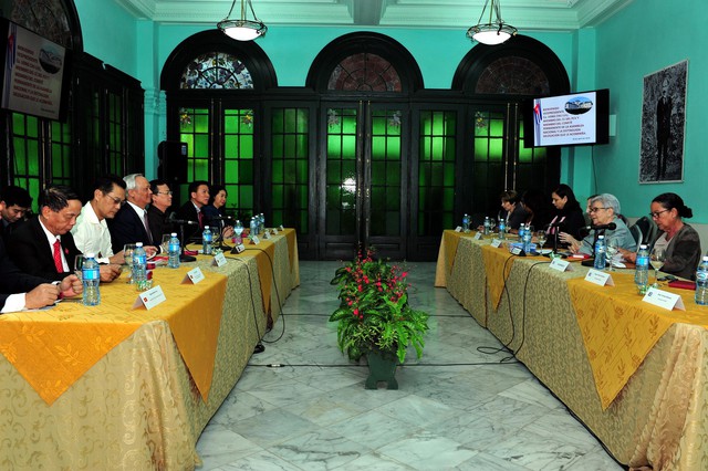 Việt Nam - Cuba trao đổi kinh nghiệm về soạn thảo chính sách và giám sát hoạt động kinh tế - Ảnh 1.