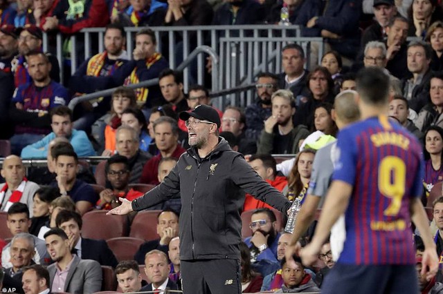 ẢNH: Messi lập siêu phẩm, Barcelona đánh bại Liverpool tại Nou Camp - Ảnh 9.