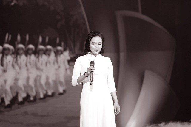 Sao mai Lương Nguyệt Anh bồi hồi hát ca khúc “Viếng lăng Bác” - Ảnh 5.