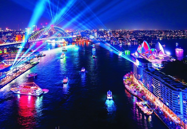 Australia khai trương lễ hội âm nhạc và ánh sáng lớn nhất thế giới - Ảnh 1.