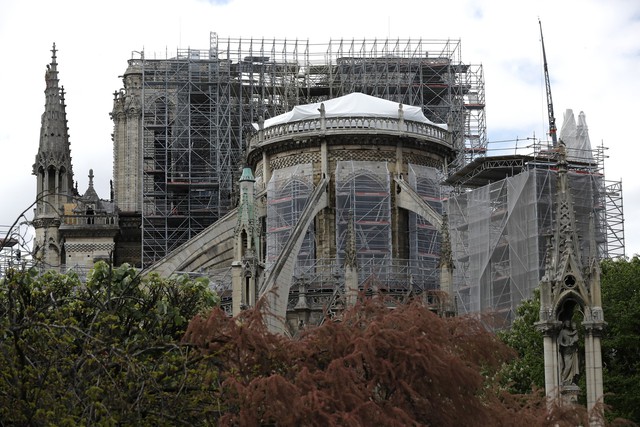 Nhà thờ Đức bà Paris có thể được phục chế thành ngôi nhà xanh - Ảnh 2.