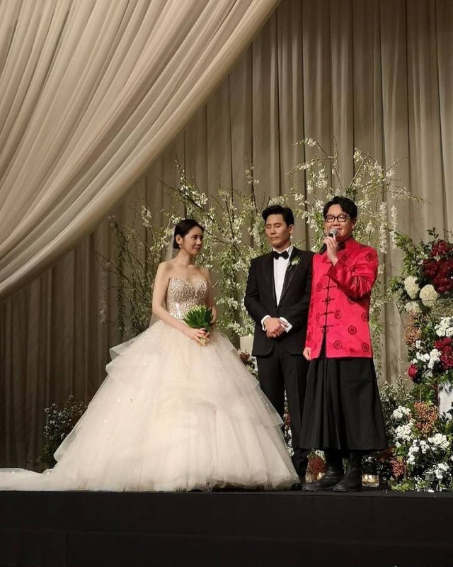 Tiết lộ ảnh cưới lãng mạn của Choo Ja Hyun và Vu Hiểu Quang - Ảnh 7.