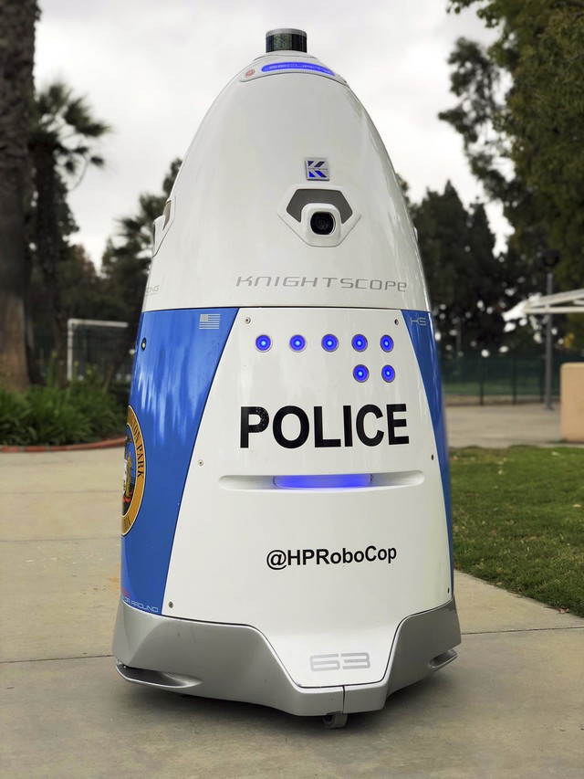 Ra mắt robot cảnh sát chống tội phạm tại Mỹ - Ảnh 1.