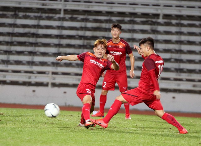 Buổi tập đầu tiên của ĐT Việt Nam tại Buriram: Khởi động nhẹ nhàng cho Kings Cup 2019 - Ảnh 13.