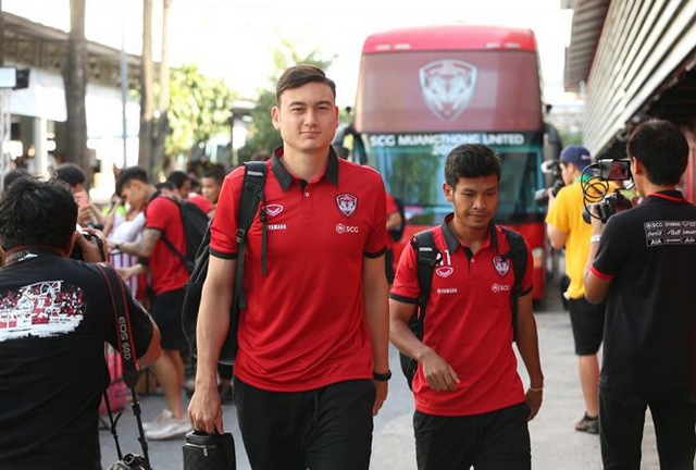 Văn Lâm giữ sạch lưới, Muangthong thắng đậm ở Thai League - Ảnh 1.