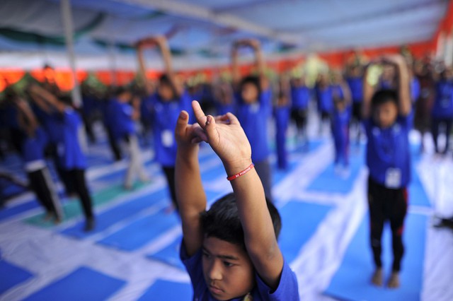 Nepal muốn đưa Yoga trở thành bộ môn chính thức tại trường học - Ảnh 1.