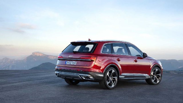 Audi Q7 2020 có diện mạo mới, đồng bộ hóa thiết kế với các dòng sản phẩm của Audi - Ảnh 2.