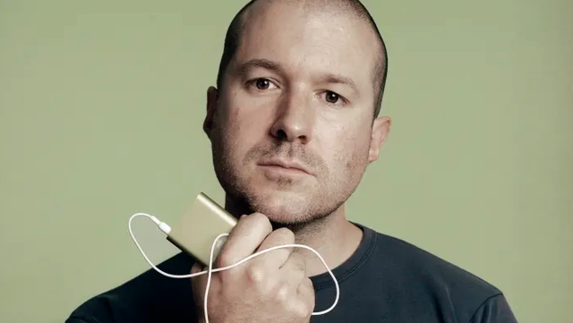 Thiết kế trưởng Jony Ive: Người truyền linh hồn cho  iPhone, iPad... nghỉ việc tại Apple - Ảnh 2.