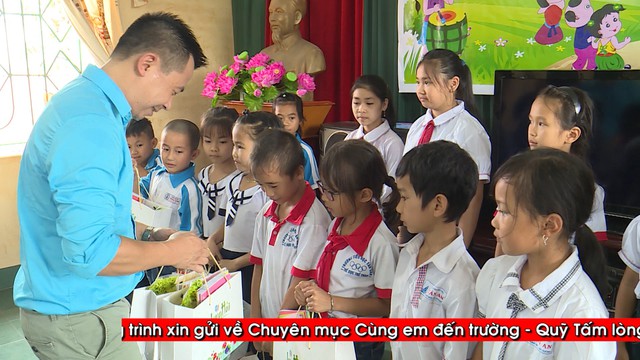 Quỹ Tấm lòng Việt trao tặng 1.400 phần quà tới các em nhỏ tỉnh Hải Dương nhân dịp Quốc tế Thiếu nhi - Ảnh 2.