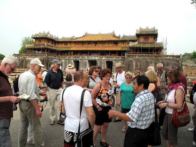 Việt Nam tiếp tục là điểm đến thu hút khách du lịch quốc tế - Ảnh 1.