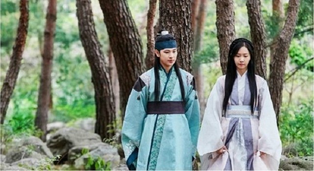 Phim truyện Hàn Quốc mới trên VTV3: Khi nhà vua yêu  - Ảnh 3.