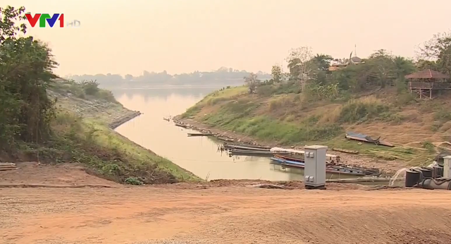 Nước sông Mekong xuống thấp nhất trong vòng 100 năm qua - Ảnh 1.