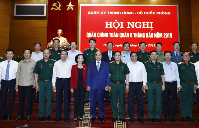 Thủ tướng Nguyễn Xuân Phúc dự Hội nghị Quân chính toàn quân - Ảnh 1.