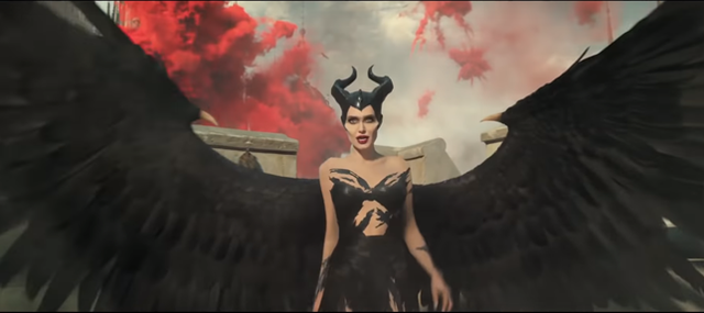 “Maleficent: Mistress of Evil” bất ngờ tung trailer đầy đủ, hé lộ nhiều tình tiết gay cấn cùng bối cảnh thần tiên lộng lẫy - Ảnh 1.