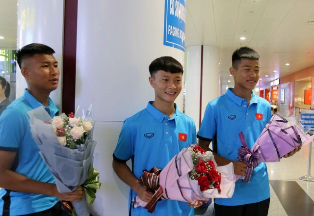 ĐT U15 Việt Nam về nước, bổ sung lực lượng chuẩn bị cho Vòng loại U16 châu Á 2020 - Ảnh 1.