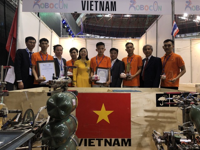 Đội tuyển Việt Nam dừng chân tại Bán kết ABU Robocon 2019 - Ảnh 13.