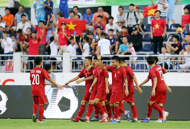 U15 Việt Nam 2-0 U15 Nga: Văn Quỳ lập cú đúp! (Giải U15 Quốc tế 2019) - Ảnh 1.