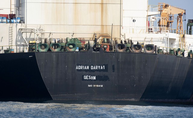 Iran điều chiến hạm hiện đại nhất tới hộ tống tàu dầu Adrian Darya 1 - Ảnh 1.