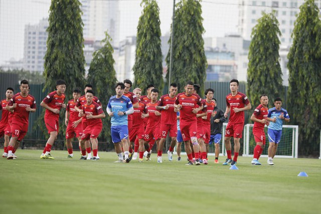 Đội trưởng Quế Ngọc Hải: “ĐT Việt Nam đang rất tự tin trước trận gặp Thái Lan” - Ảnh 2.