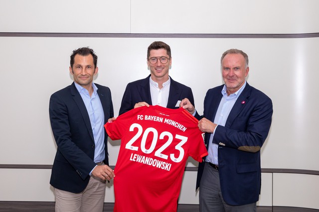 CHÍNH THỨC: Đã rõ tương lai của Robert Lewandowski tại Bayern Munich - Ảnh 1.