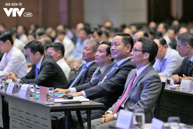 Khai mạc Vietnam ICT Summit 2019: Chuyển đổi số vì một Việt Nam hùng cường - Ảnh 1.
