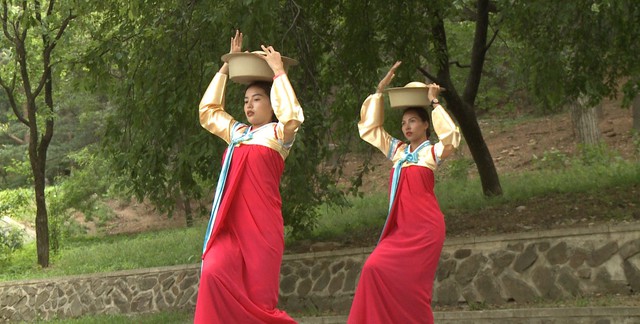 Bán kết Cuộc đua kỳ thú 2019: Đỗ Mỹ Linh được khen hết lời trong điệu múa Triều Tiên - Ảnh 6.