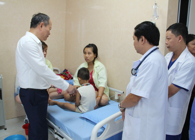 Phú Thọ: 80 trẻ mầm non nhập viện nghi ngộ độc thực phẩm - Ảnh 2.