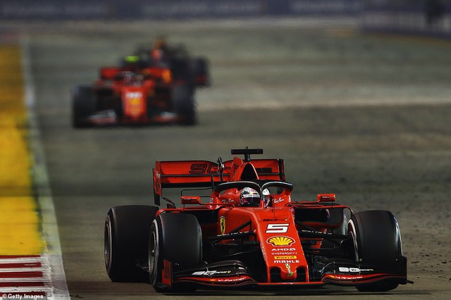 Đua xe F1: Sebastian Vettel giành chiến thắng tại GP Singapore 2019 - Ảnh 2.