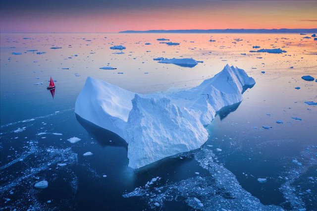 Chiêm ngưỡng vẻ đẹp băng giá ở Greenland - Ảnh 1.