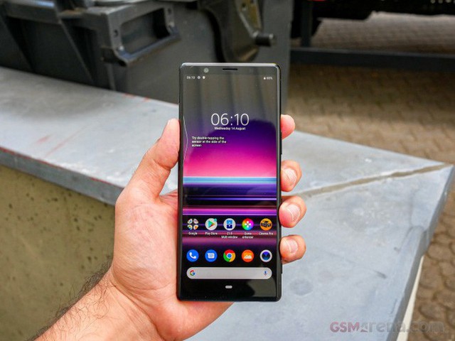 [IFA 2019] Sony Xperia 5 trình làng: Thiết kế hoài cổ, giá 799 USD - Ảnh 1.