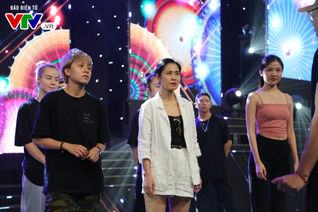 Dàn diễn viên hóa Mị trên sân khấu VTV Awards trước giờ G - Ảnh 9.