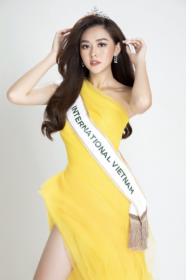 Á hậu Tường San sẵn sàng chinh chiến tại Miss International 2019 - Ảnh 1.