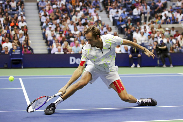 Chung kết US Open: Nadal và Medvedev đã chơi một thứ quần vợt không tưởng - Ảnh 1.