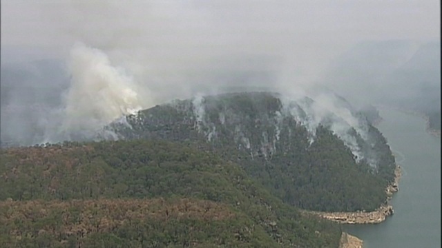 Ngành du lịch của Australia có khả năng thiệt hại tới 680 triệu USD do cháy rừng - Ảnh 1.