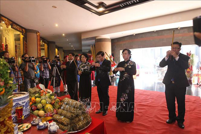 Lễ dâng cúng bánh tét Quốc tổ Hùng Vương Tết Canh Tý 2020 - Ảnh 4.