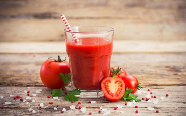 10 tác dụng sinh tố cà chua với sức khỏe và làm đẹp - Ảnh 8.