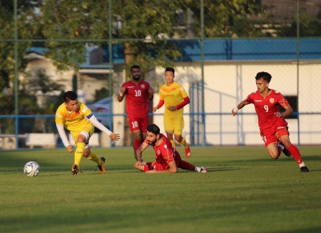 Đấu tập: U23 Việt Nam thất bại 1-2 trước U23 Bahrain - Ảnh 2.