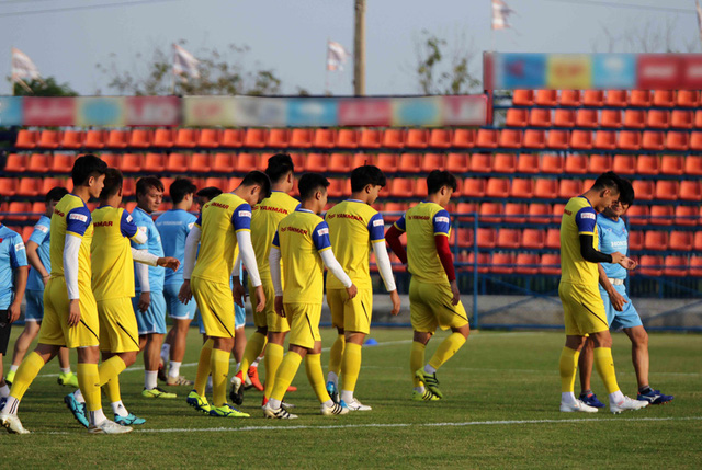 ĐT U23 Việt Nam tích cực tập luyện tại Thái Lan - Ảnh 12.