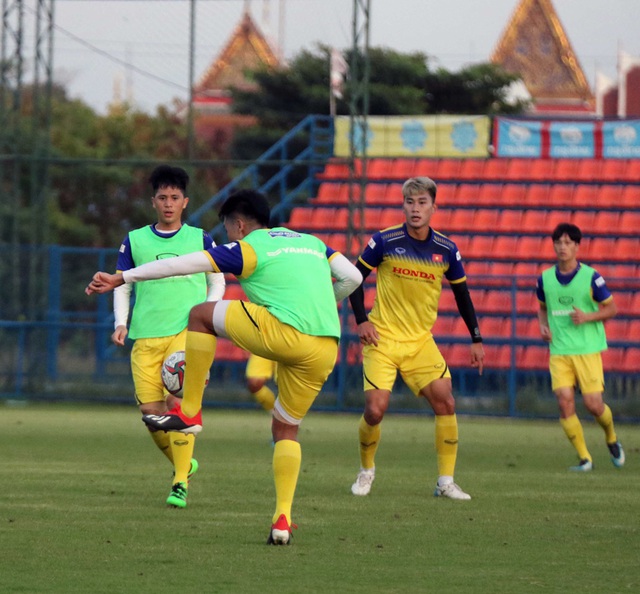 ĐT U23 Việt Nam tích cực tập luyện tại Thái Lan - Ảnh 8.
