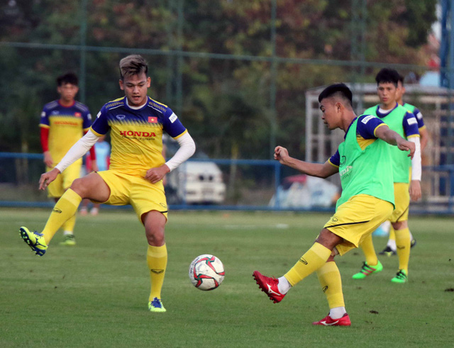 ĐT U23 Việt Nam tích cực tập luyện tại Thái Lan - Ảnh 9.