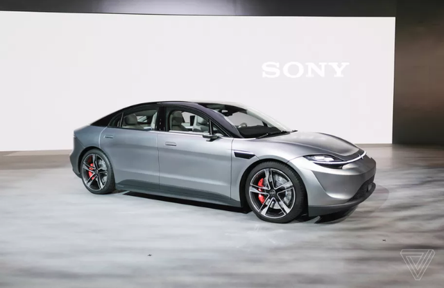 [CES 2020] Sony gây sốc khi ra mắt xe ô tô điện Vision-S - Ảnh 5.