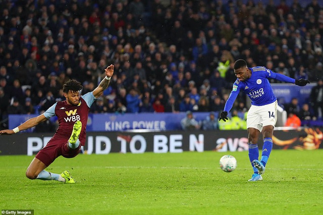 Leicester City bị Aston Villa cầm hòa 1-1 tại Bán kết lượt đi cúp Liên đoàn Anh - Ảnh 2.