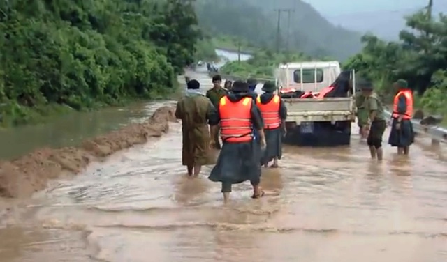 Quảng Trị: 6 người thiệt mạng, 7 người mất tích, 2 người bị thương do mưa lũ - Ảnh 4.