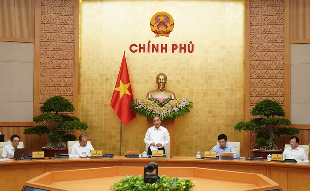 Thủ tướng Nguyễn Xuân Phúc yêu cầu đẩy nhanh tiến trình phục hồi kinh tế - Ảnh 2.