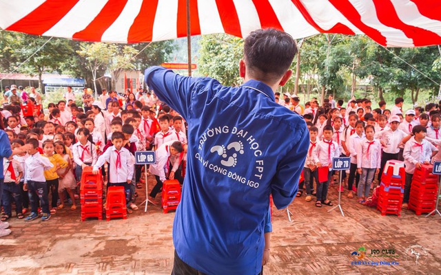 Áo ấm Hà Giang: Lan tỏa yêu thương, chung tay ủng hộ 3.000 cuốn sách cho trẻ vùng cao - Ảnh 2.