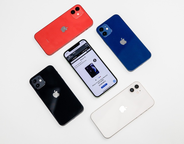 Trên tay iPhone 12 bản màu xanh Blue giá 23 triệu đồng tại Việt Nam - Ảnh 2.
