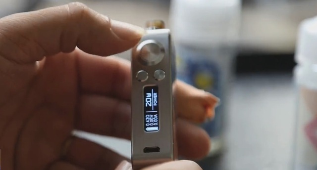 Thuốc lá điện tử có thực sự ít độc hại hơn thuốc lá điếu? - Ảnh 1.