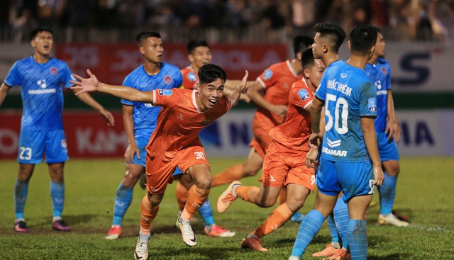 CLB Bình Định vô địch giải Hạng Nhất Quốc Gia LS 2020 - Ảnh 2.