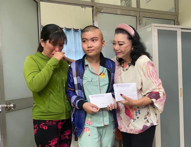 NSND Kim Cương khởi xướng chương trình hỗ trợ bệnh nhi ung thư - Ảnh 1.
