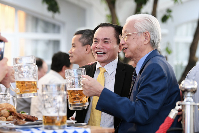 Hào hứng thưởng thức bia Đức tại Lễ hội văn hóa Việt - Đức Kulturfest 2020 - Ảnh 16.